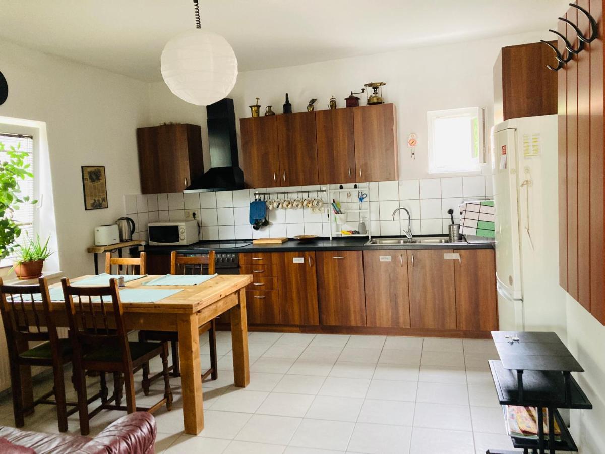 Balatonalmádi Chillhome Apartman מראה חיצוני תמונה